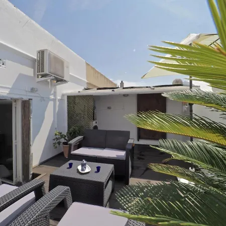 Apolo Rooftop Apartment *