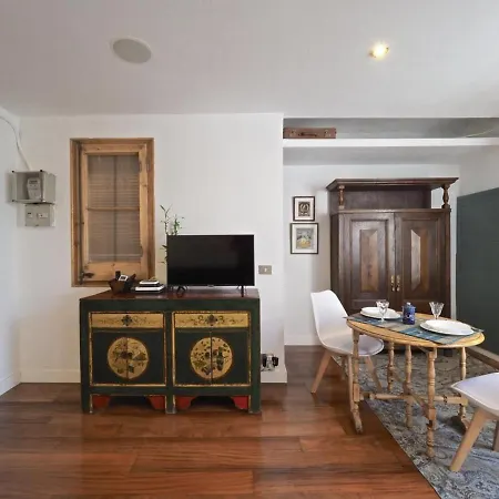 Apolo Rooftop Apartment *